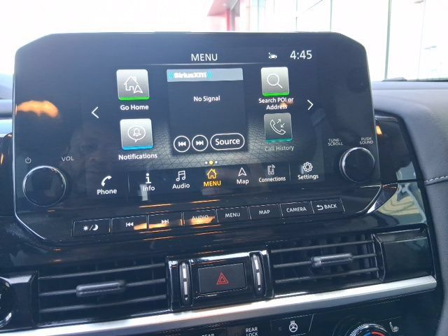 Certified 2025 Nissan Pathfinder SL FWD image 15