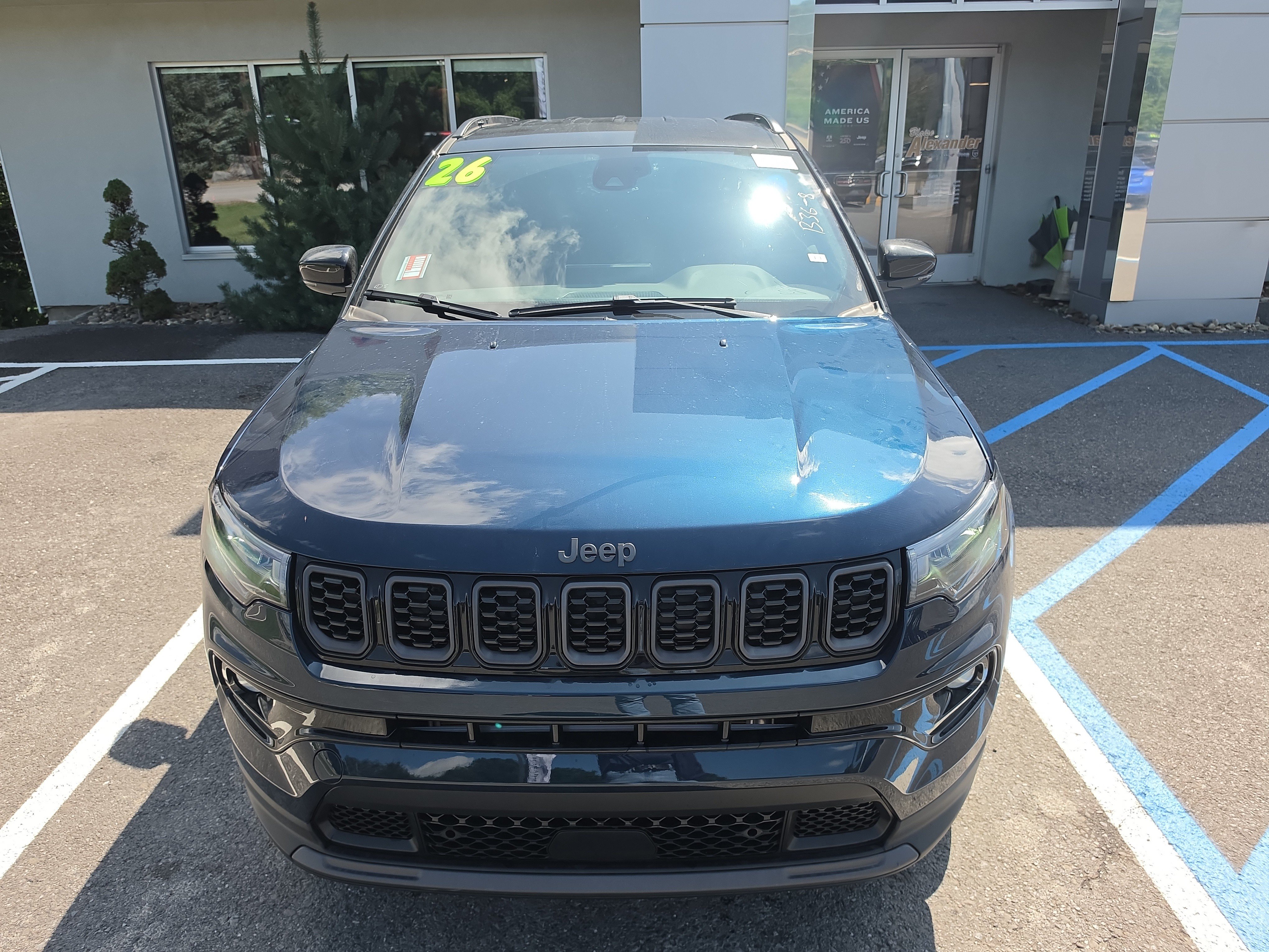 New 2026 Jeep Compass Limited AWD/4WD image 9