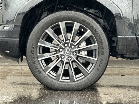 Used 2025 Lexus GX 550 w/ Cold Area Package AWD/4WD image 27