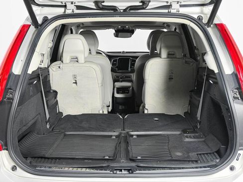 Used 2021 Volvo XC90 T6 Inscription w/ Lounge Package AWD/4WD image 32