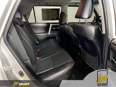 Used 2021 Toyota 4Runner Limited AWD/4WD image 28