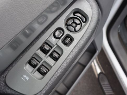 Used 2007 Dodge Ram 2500 Truck SLT w/ Quad Cab Big Horn Value Group image 28