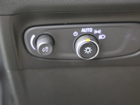 Certified 2021 Buick Envision Preferred image 18