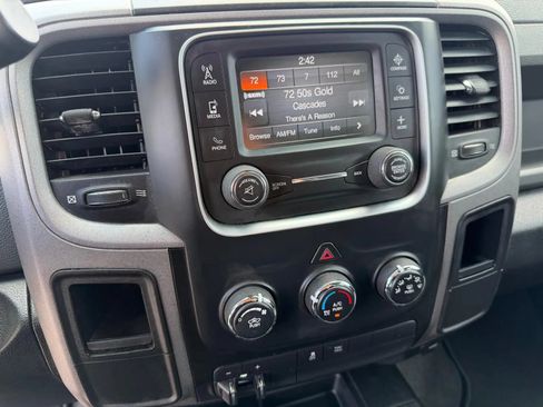 Used 2014 RAM 2500 Tradesman w/ Chrome Appearance Group AWD/4WD image 15