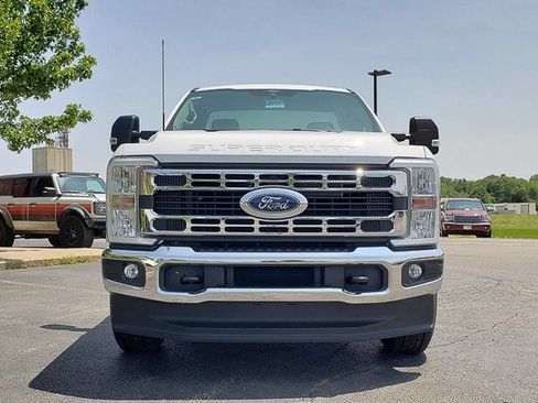 New 2025 Ford F350 XLT AWD/4WD image 2