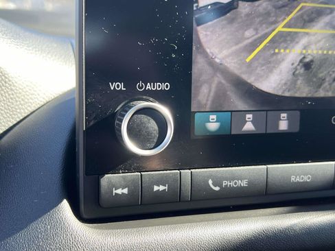 Used 2023 Honda HR-V LX image 29