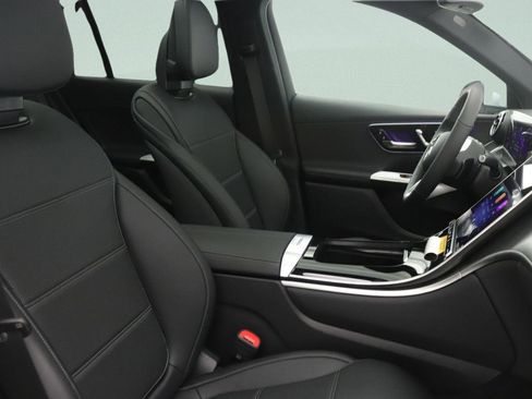 New 2026 Mercedes-Benz GLC 300 image 7