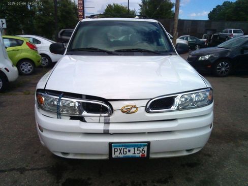 Used 2002 Oldsmobile Bravada AWD w/ 1SB Option Pkg image 3