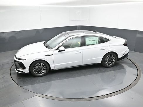 New 2026 Hyundai Sonata SEL FWD image 19