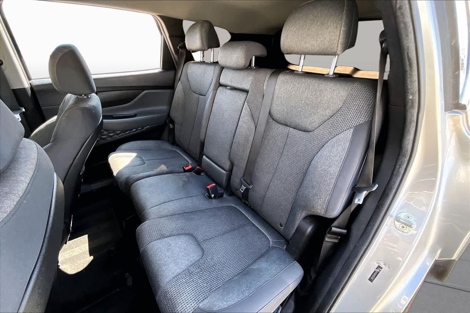 Used 2021 Hyundai Santa Fe SE FWD image 20