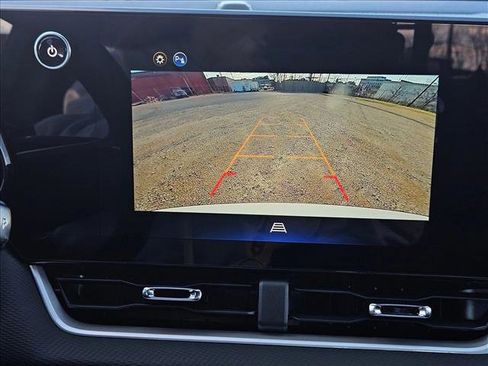 New 2026 Chevrolet Equinox LT image 16