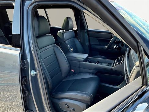 Used 2025 Hyundai Santa Fe Calligraphy image 7