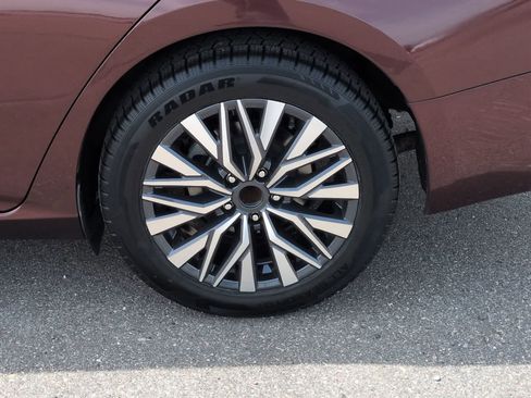 Used 2023 Nissan Altima 2.5 SV FWD image 13