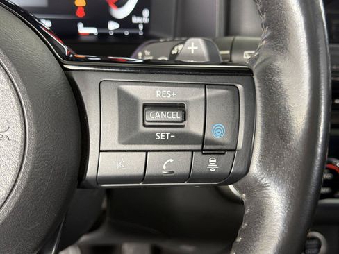 Used 2021 Nissan Rogue Platinum FWD image 26