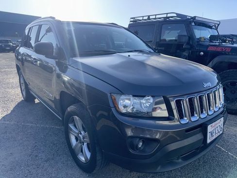 Used 2016 Jeep Compass Sport w/ Power Value Group image 3