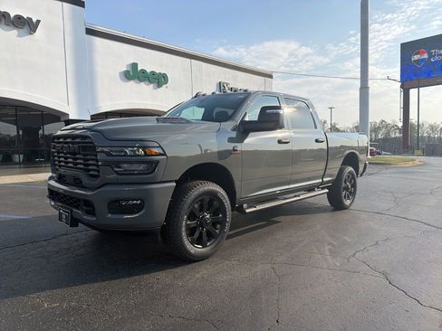 New 2026 RAM 2500 Tradesman AWD/4WD image 2
