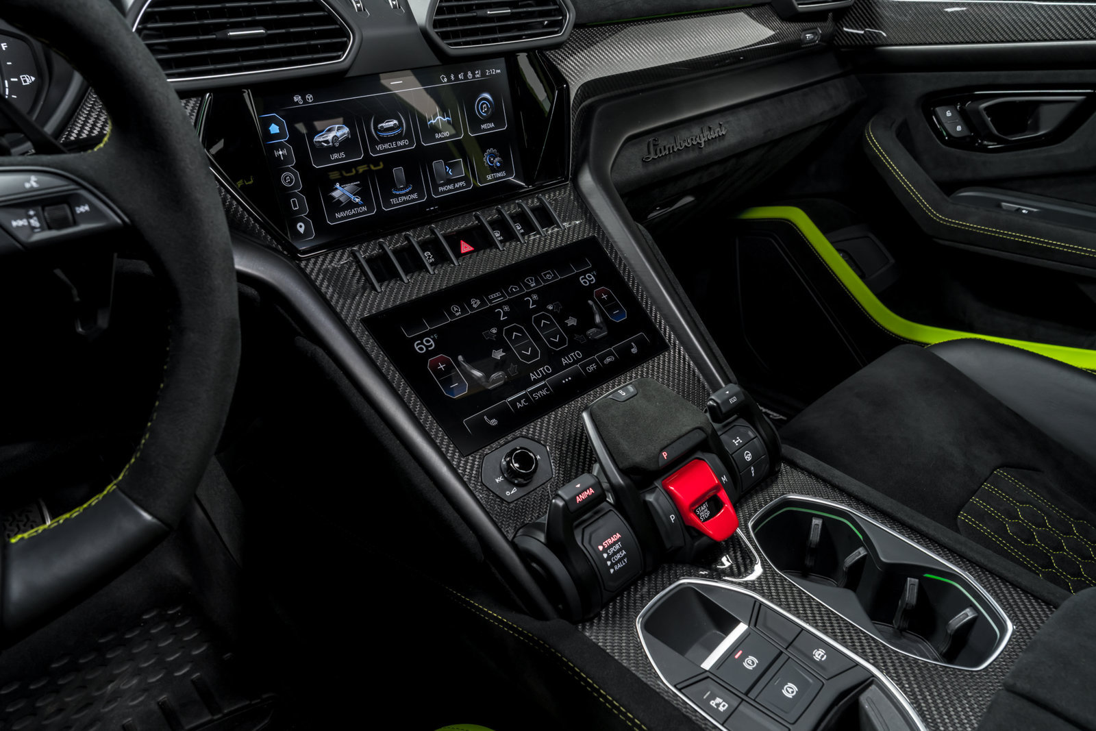 Used 2024 Lamborghini Urus Performante AWD/4WD image 24