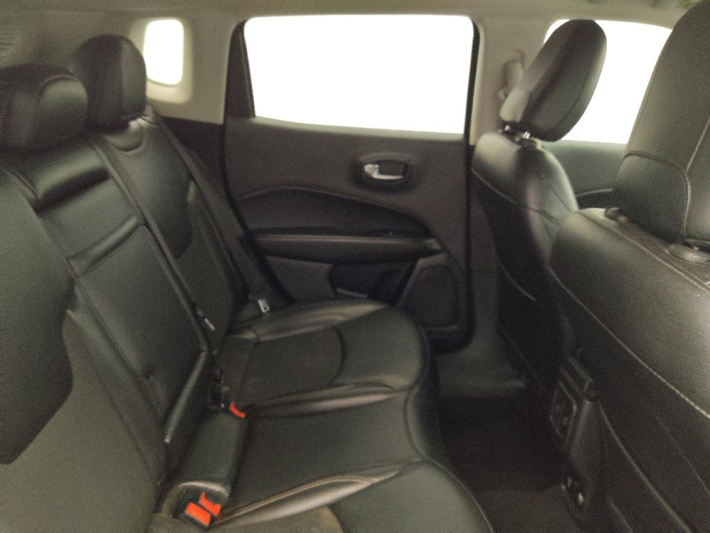 Used 2019 Jeep Compass Latitude FWD image 19