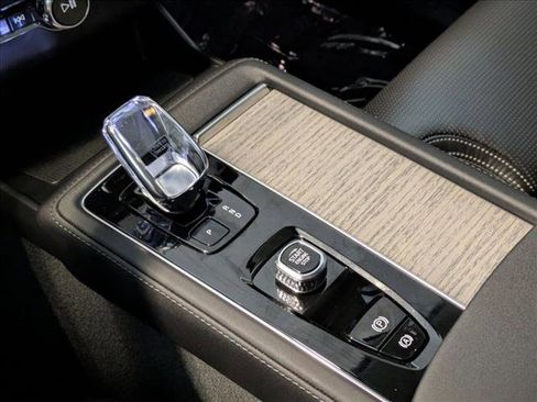 New 2026 Volvo XC90 T8 Ultra w/ Protection Package image 14