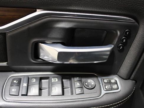 Used 2024 RAM 2500 Laramie image 14