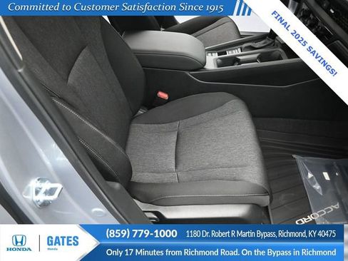 New 2025 Honda Accord SE image 32