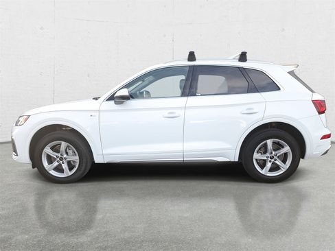 Used 2024 Audi Q5 2.0T Premium Plus w/ Premium Plus Package image 8