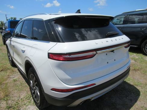 Used 2022 Lincoln Corsair FWD w/ Equipment Group 101A image 4
