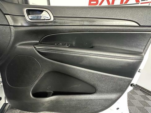 Used 2021 Jeep Grand Cherokee Freedom Edition image 32