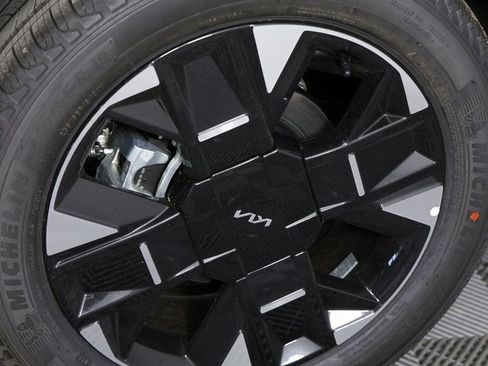 Certified 2026 Kia Sportage SX image 6