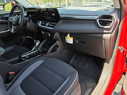 New 2026 Chevrolet TrailBlazer LT w/ Convenience Package image 14