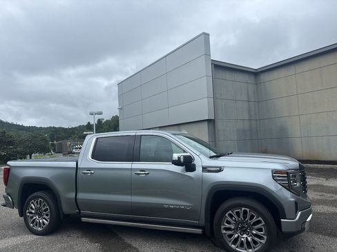 Used 2026 GMC Sierra 1500 Denali Ultimate AWD/4WD image 2