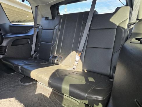 Used 2019 GMC Yukon SLT image 11