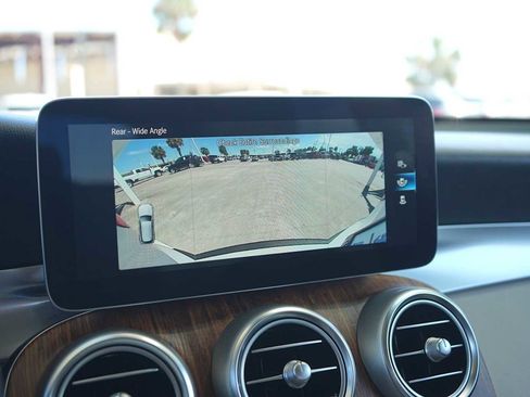 Used 2022 Mercedes-Benz GLC 300 image 23