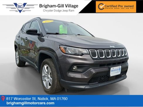 Certified 2022 Jeep Compass Latitude w/ Mopar Graphics Package AWD/4WD image 1