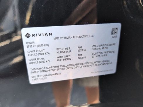 Used 2025 Rivian R1T Adventure Dual AWD/4WD image 34