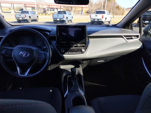Used 2023 Toyota Corolla SE image 29