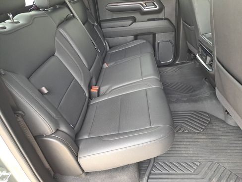 Used 2024 Chevrolet Silverado 1500 LTZ w/ Z71 Off-Road Package AWD/4WD image 14