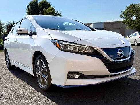Used 2020 Nissan Leaf SL Plus FWD image 5