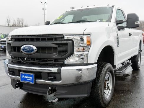 Used 2022 Ford F250 XL w/ Power Equipment Group image 2
