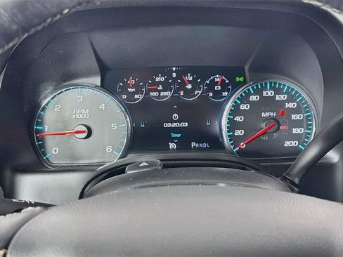 Used 2018 GMC Yukon Denali AWD/4WD image 14