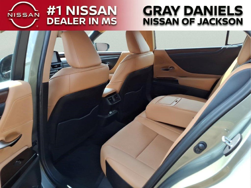 Used 2023 Lexus ES 350 w/ Premium Package FWD image 27