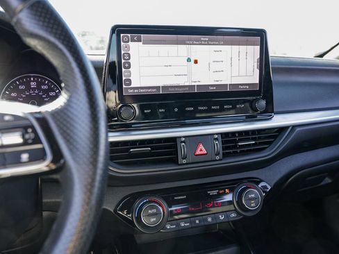 Used 2024 Kia Forte GT-Line image 25