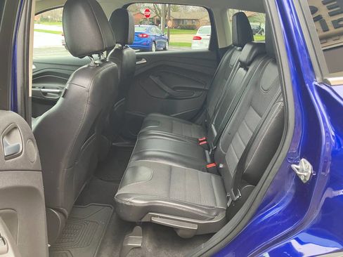 Used 2016 Ford Escape SE w/ SE Chrome Package image 12