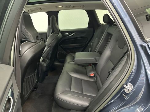 Used 2023 Volvo XC60 B5 Plus AWD/4WD image 24