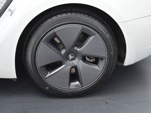 Used 2021 Tesla Model 3 Standard Range Plus RWD image 32