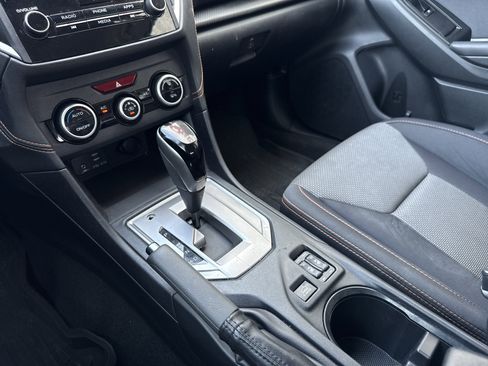 Used 2021 Subaru Crosstrek 2.0i Premium image 18