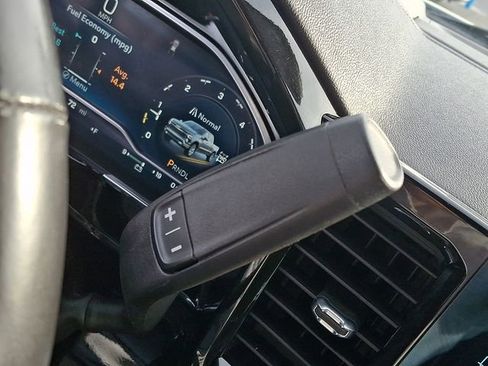 Used 2022 Chevrolet Silverado 1500 LT image 14