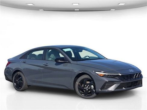 New 2026 Hyundai Elantra Sport FWD image 12