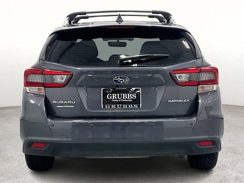 Used 2022 Subaru Impreza 2.0i Limited image 4