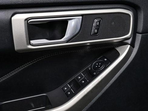 Certified 2023 Ford Explorer XLT w/ Equipment Group 202A image 20